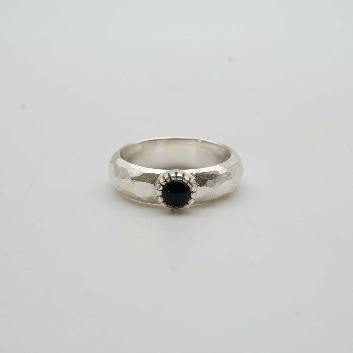 星雲建築団 B （オニキス）