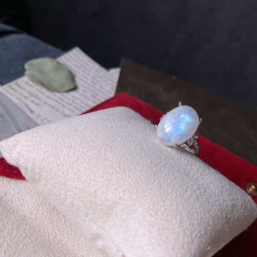 販売終了‼ silver925 レインボームーンストーン リング ＊ 大粒 指輪