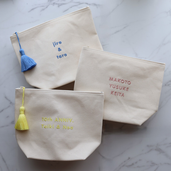 【ゴシック体】名入れ マチありポーチ 大きめポーチ タッセルありなし選べます┃名前入れ 文字入れ 推し活 ベビーギフト 5枚目の画像