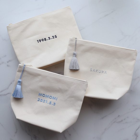 【ゴシック体】名入れ マチありポーチ 大きめポーチ タッセルありなし選べます┃名前入れ 文字入れ 推し活 ベビーギフト 1枚目の画像