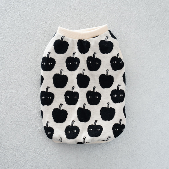 犬服】目つきりんご柄タンクトップ｜綿100％ジャガードニット｜小型犬