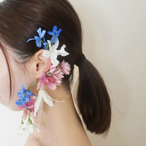 完成品】Blue x Pink x Whiteのフラワーイヤーカフ イヤーカフ fleur