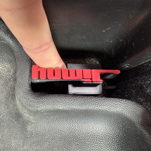 ジムニーJB64 JB74 リッドオープナー 給油口 フューエル シエラ 赤 旧