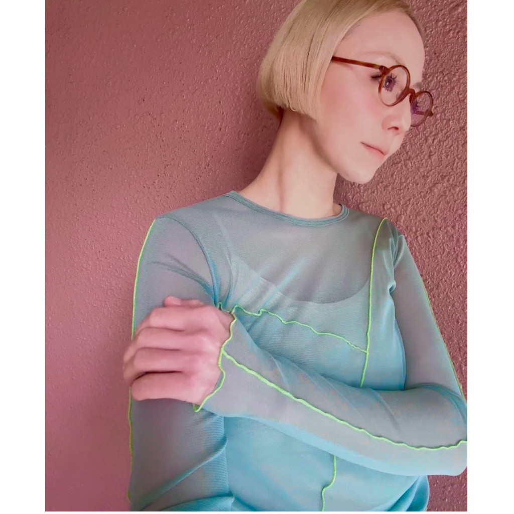 M＆L❤️型崩れしにくい高収縮❤️クルーネックシアートップス❤️切り替えメロー❤️着痩せ効果❤️くすみブルーグリーン