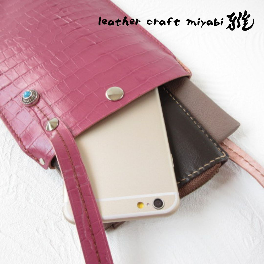 コンチョ使い♪手縫い《牛革》２WAYコンチョサコッシュ・フラットスモールタイプ・065