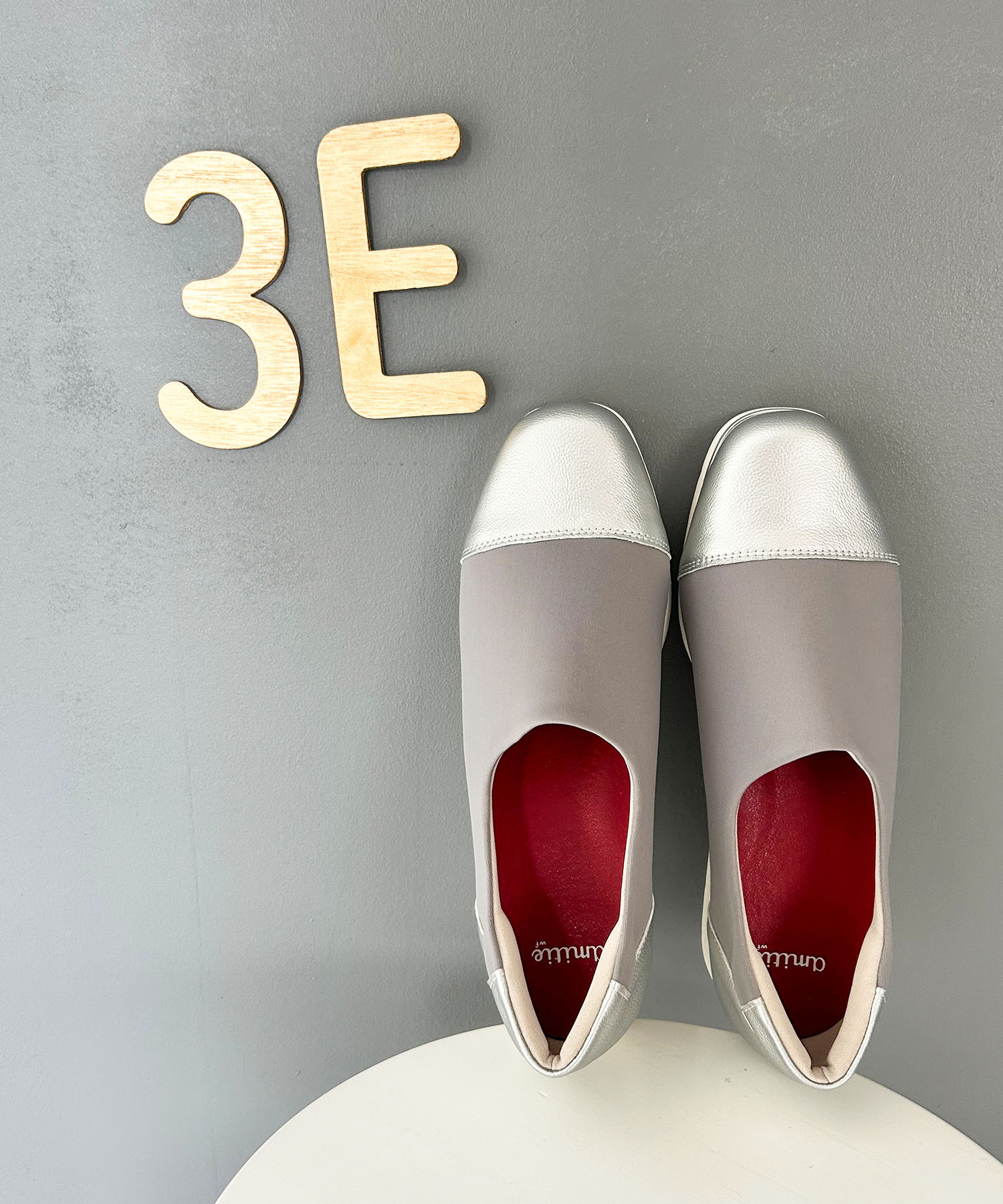 軽量★幅広 3E！ ストレッチ スリッポンスニーカー　アミティエ AM98113