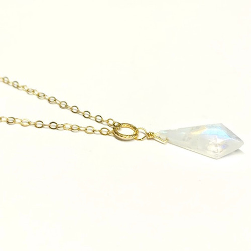 天然石チャーム】レインボームーンストーン 変形ダイヤカット 1個