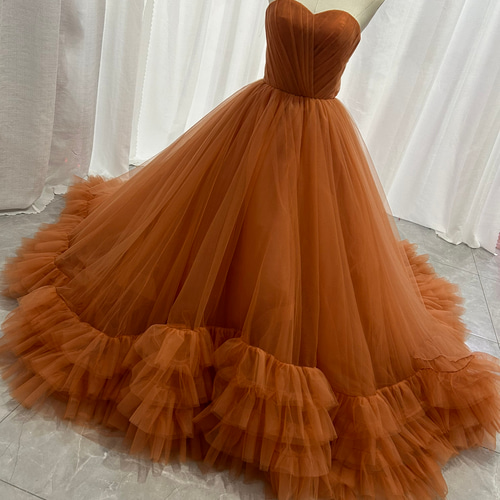 送料無料！カラードレス パフスリーブ 披露宴/結婚式 テラコッタ色