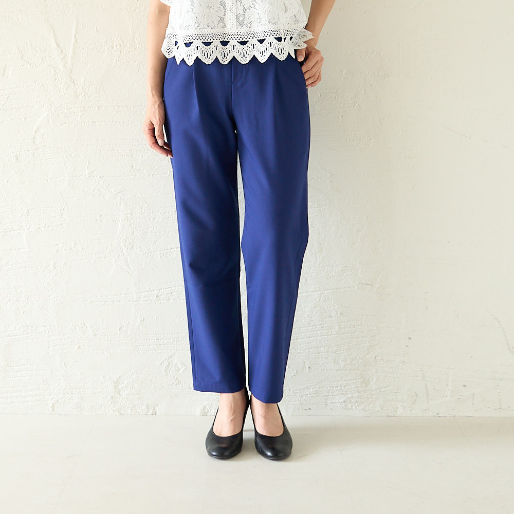 これ一つでお仕事OK! Mサイズ テパードタックパンツ (ブルーネイビー)｜mg-pt01-m-ny