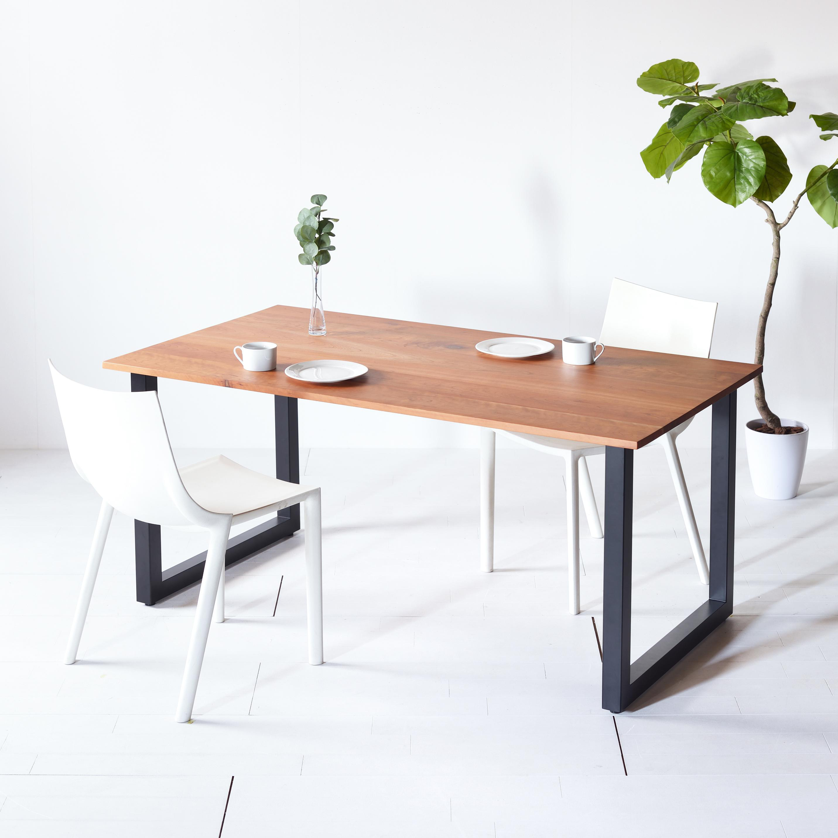 【インダストリアルな鉄脚がクール！】TEZUダイニングテーブル150 チェリー アールテック