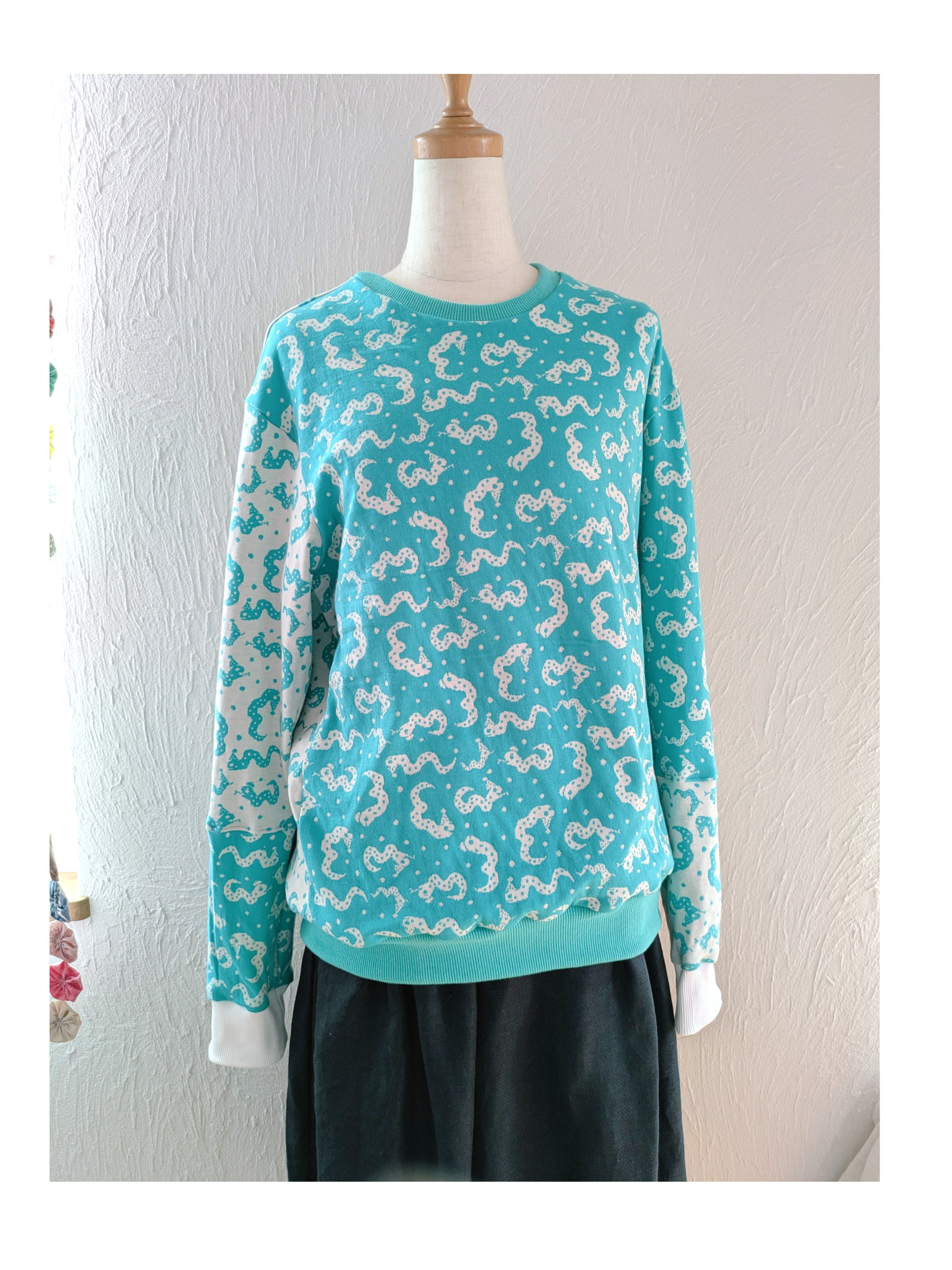 ☆maffon良質生地使用トレーナー☆ヘビ柄☆