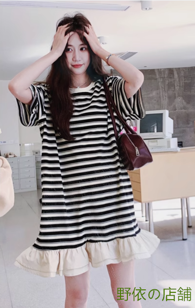 黒と白のストライプフリルTシャツワンピース女2025夏のカレッジ風雰囲気で着やせa字スカート