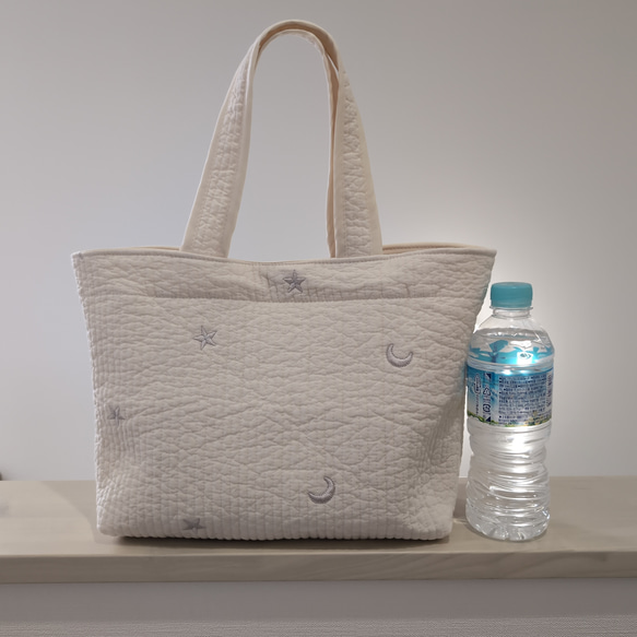✱受注制作✱ヌビバッグ  Lサイズ/ヌビトートバッグ/ ランチトート /生成り×ムーンスター刺繍 3枚目の画像