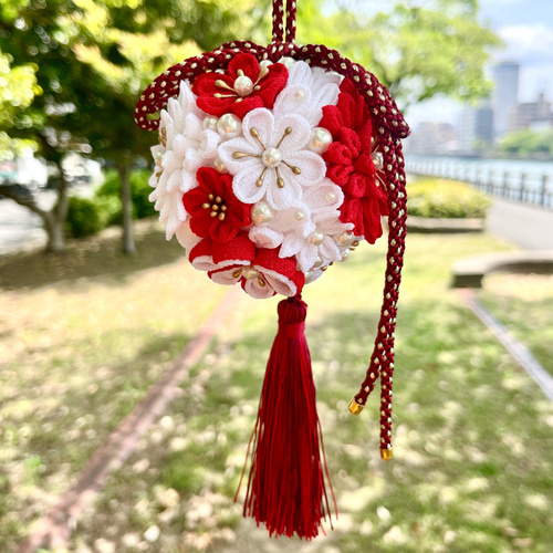 つまみ細工 縮緬細工 ボールブーケ 結婚式 前撮り Amazon.co.jp: つまみ細工ボールブーケ⑬結婚式（白無垢打掛
