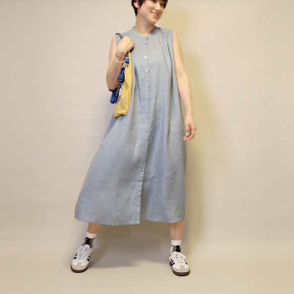 【新作】ノースリーブゆったりめギャザーシャツワンピース/アウター/羽織にも◎（ブルー）25020BLF 2枚目の画像