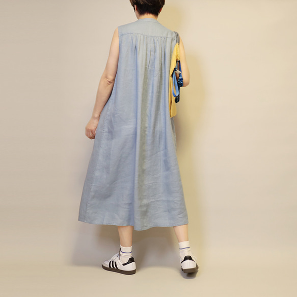 【新作】ノースリーブゆったりめギャザーシャツワンピース/アウター/羽織にも◎（ブルー）25020BLF 3枚目の画像
