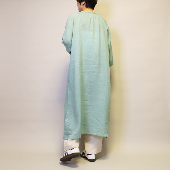 【新作再販】春夏秋〜羽織にも◎綿麻混紡ゆったりめギャザーシャツワンピース/アウター（グリーン）25023GRF 6枚目の画像