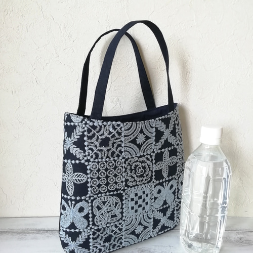 SALE ☆ミナペルホネンforest tile, tambourine のミニバッグ/navy