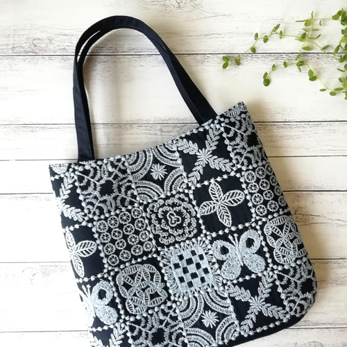 a)ミナペルホネン☆ハンドメイド 少し小さめバッグ(forest tile)