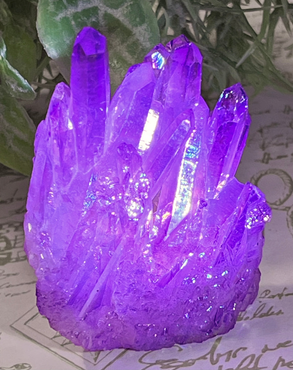 チャネリング✨　パープル　オーラ水晶　クリスタル　クラスター　原石 七色の夢✨ パープル オーラ水晶 クリスタル クラスター 原石 天然石