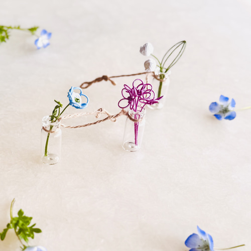 涼やか水引】ミニ花瓶のガーランド-ネモフィラ・紫陽花・スズラン