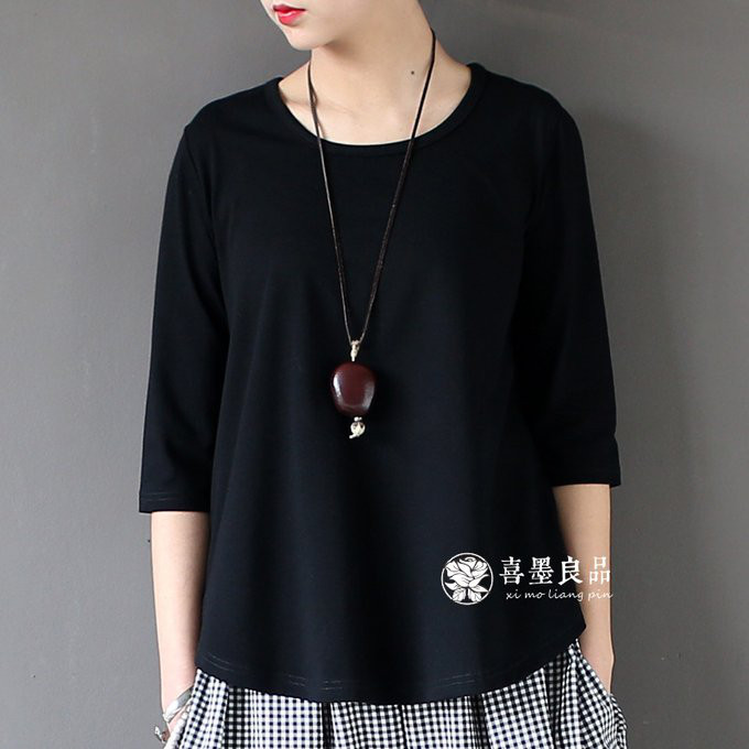 Tシャツ　白 黒 2色