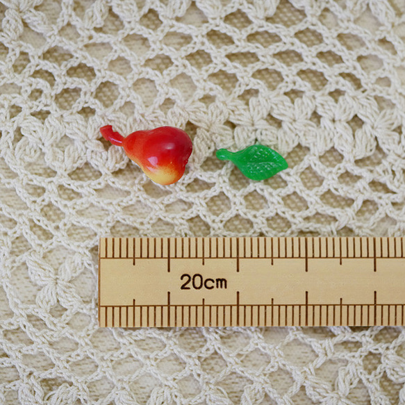 ビーズ　洋ナシと葉っぱのセット 6枚目の画像