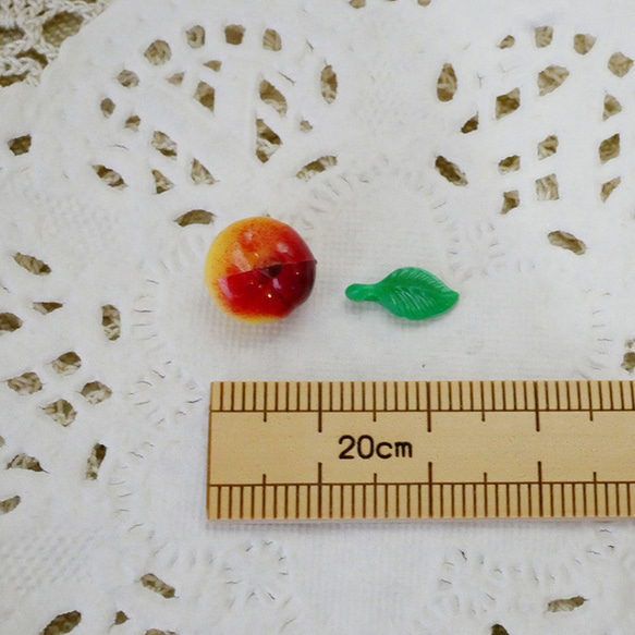ビーズ　リンゴと葉っぱのセット 6枚目の画像