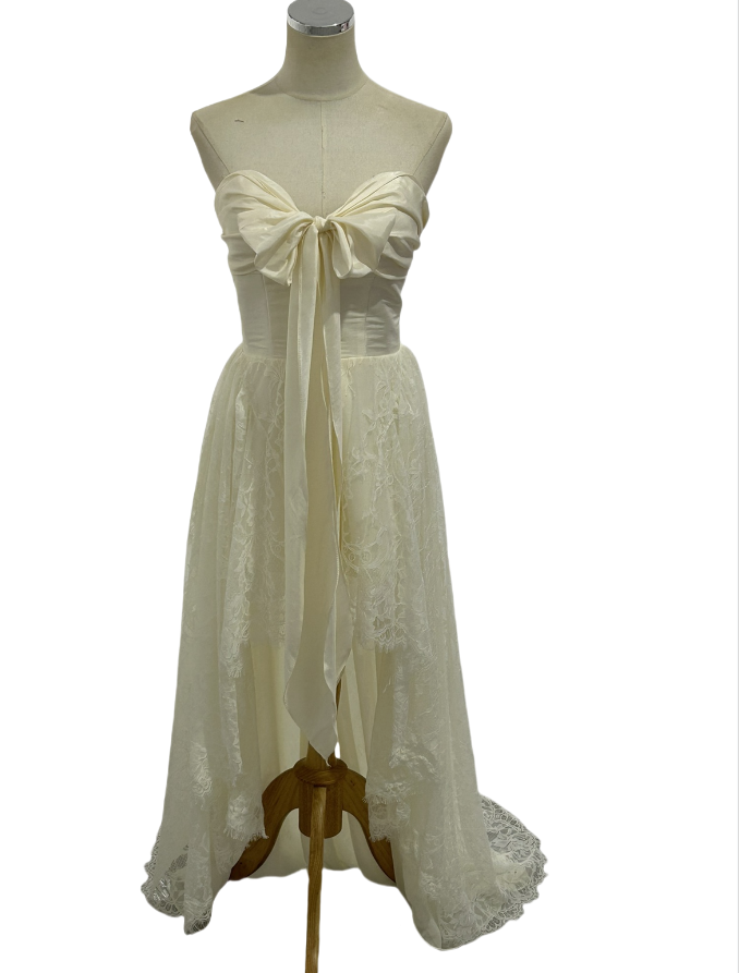 パーティードレス アイボリー  咲き誇る透け花レース フィッシュテール ベアトップ  シルクタフタ 前撮り