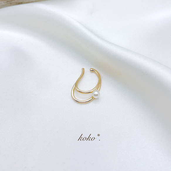 【送料込み】NEW♡片耳用 パール イヤーカフ イヤカフ ロングタイプ ゴールド 韓国 アクセ アクセサリ 送料無料 2枚目の画像