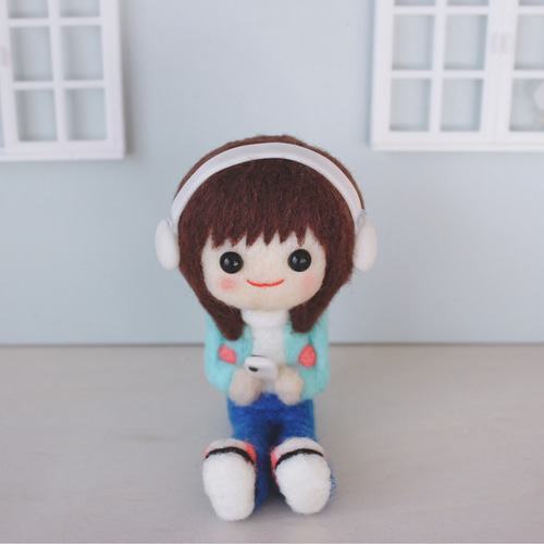 ハンドメイド　オーダー受付ページ　♡女の子　パネル♡ 受注製作】SNSやアイコンにもおすすめ☆手のひらサイズの音楽と