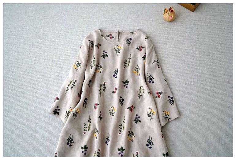 リネン100％花総刺繡ポケット付シンプルな大人可愛い七分袖ワンピース♪