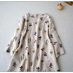 リネン100%総刺繍ゆったり大人可愛い半袖トップス♪ ブラウス