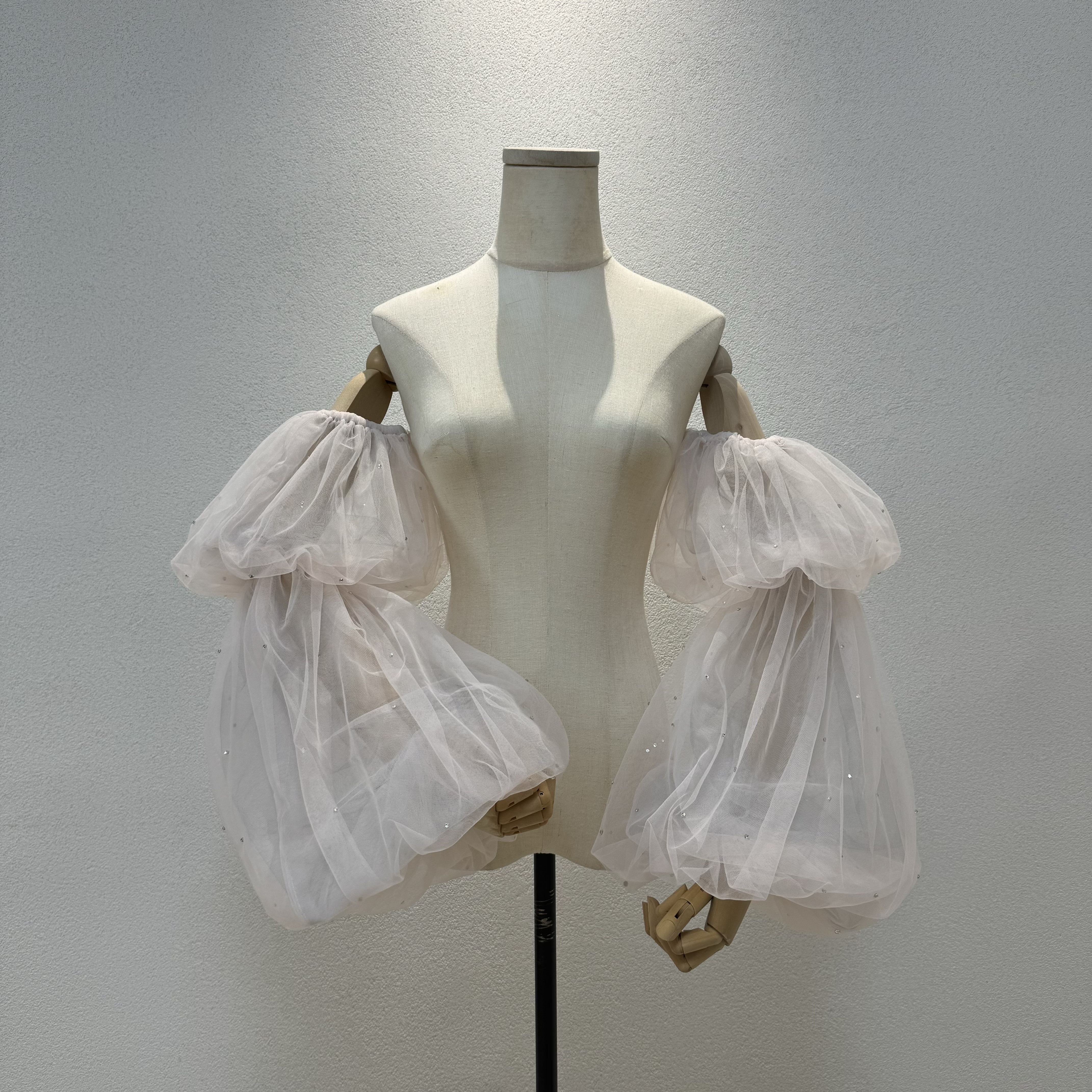 上質！可愛いピンク　ストーン　多層チュール　ふわふわ袖　二の腕カバー　長袖　透ける袖　サイズオーダー可能　取り外し可能