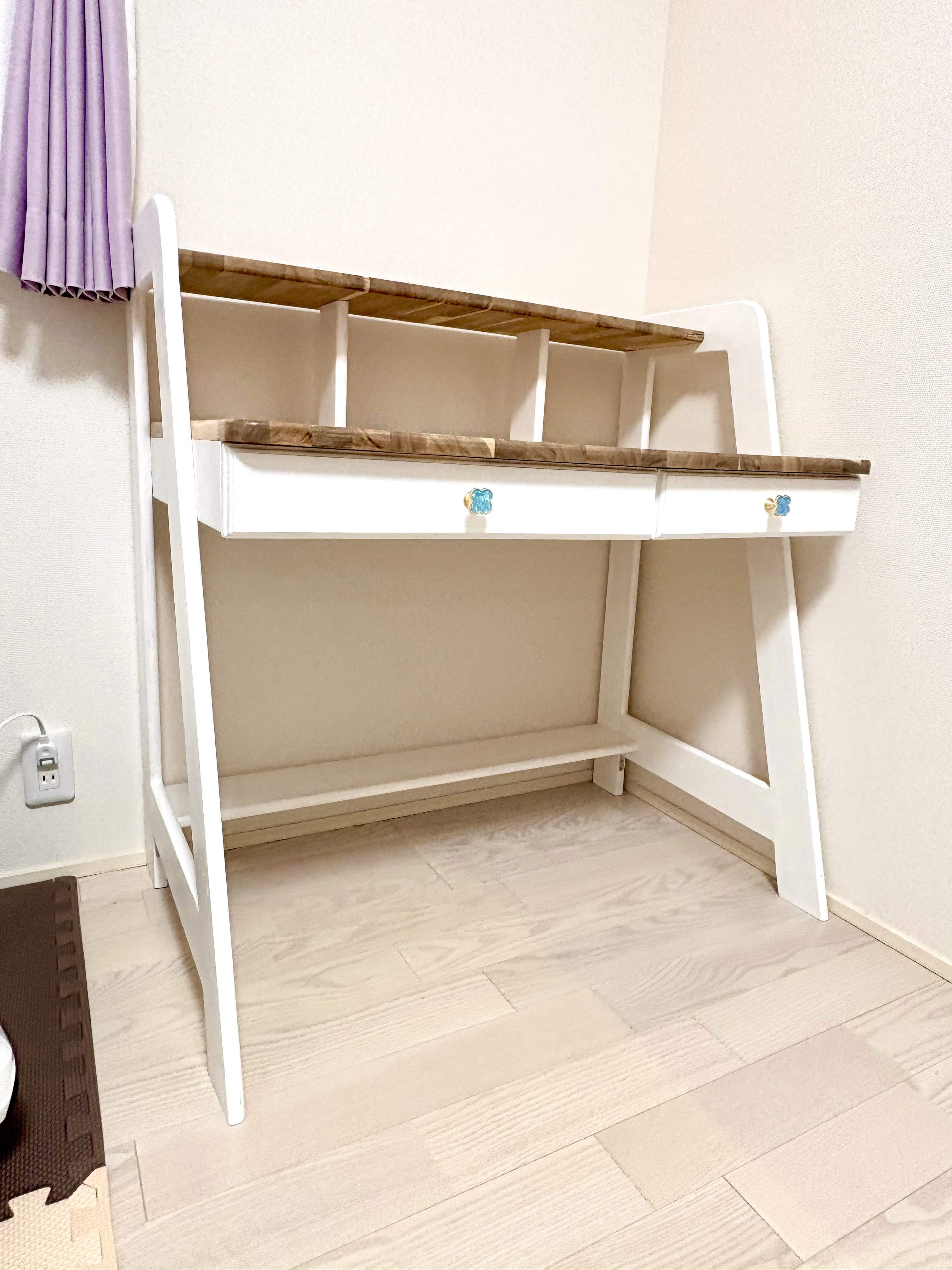 子供の要望を叶える学習机、机、作業机