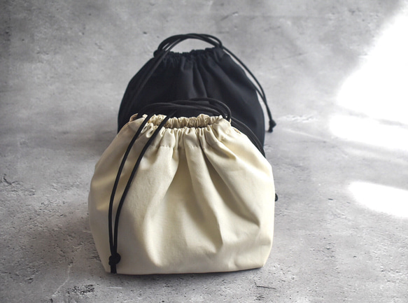 シンプルな洗える保冷保温ランチ巾着(コットン) 1枚目の画像