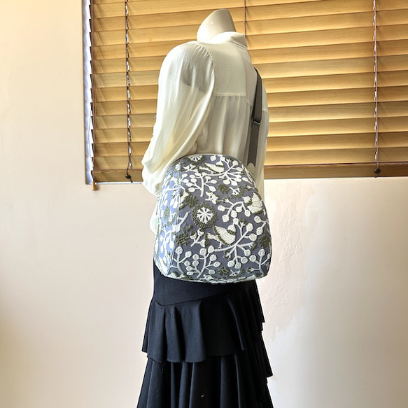 creema限定、刺繍のショルダーバッグ 10枚目の画像