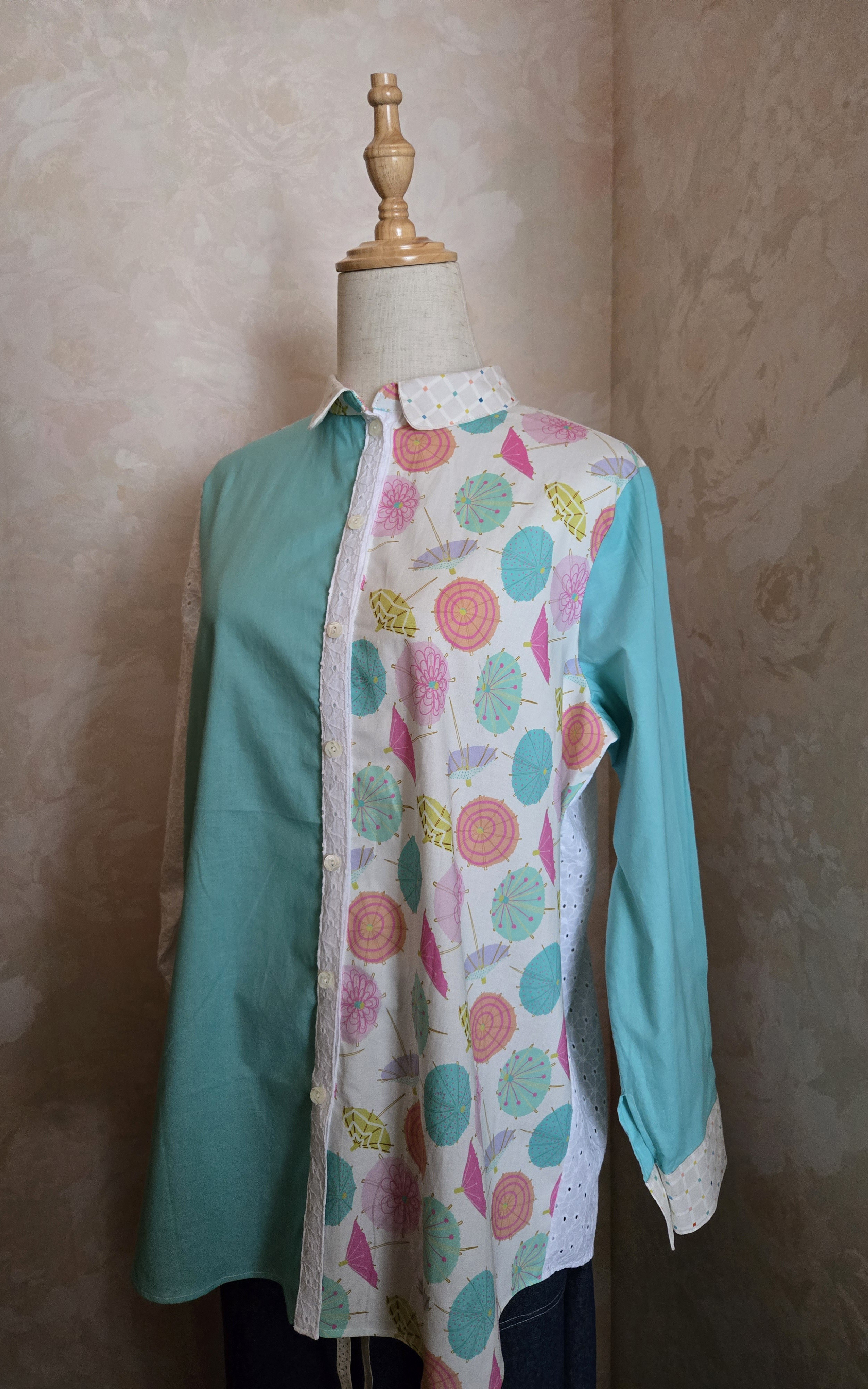 虹色の風をまとうカラフルコットンシャツ～Lサイズ～C