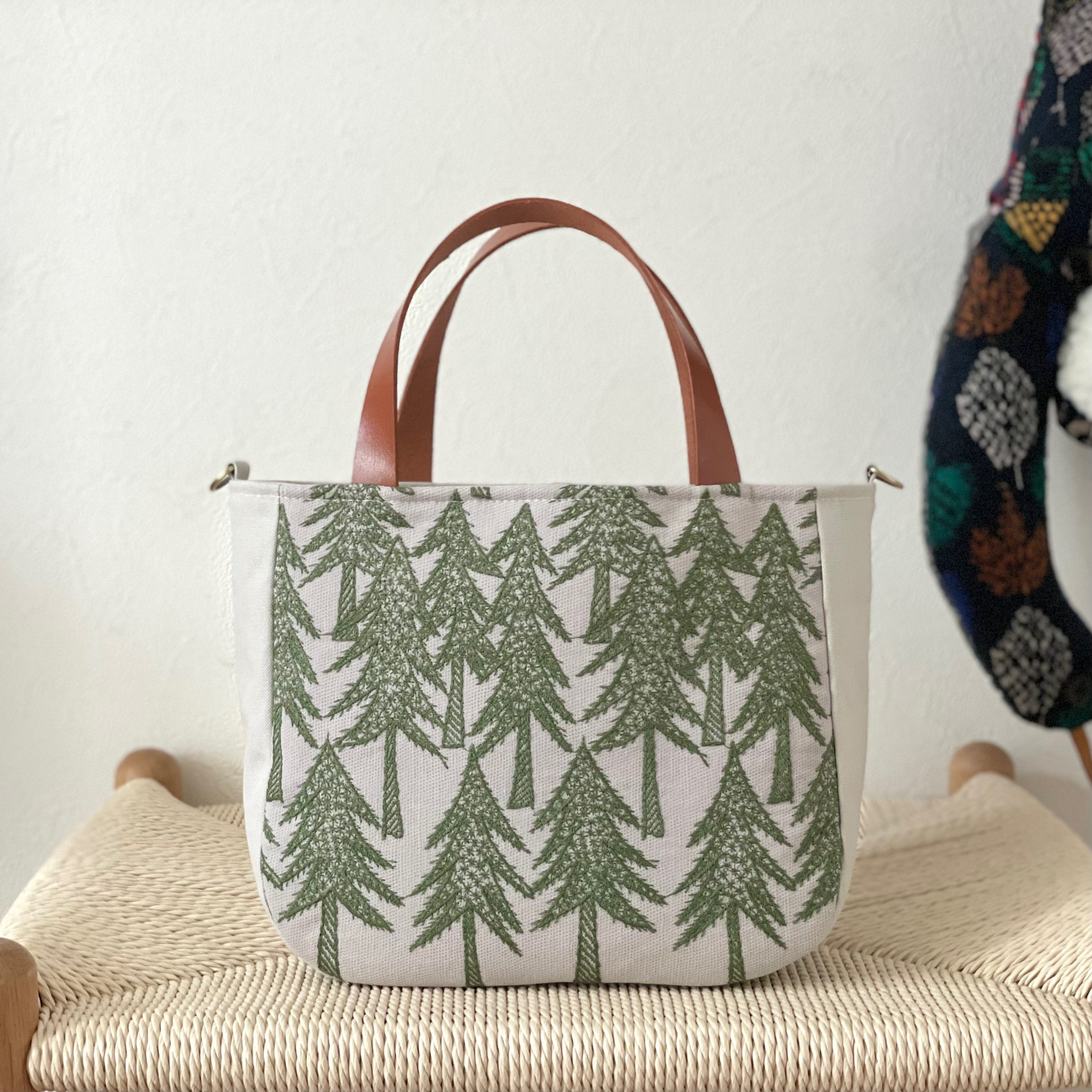 ⚮̈ミナペルホネン　land theater まるっこかくれんぼトート