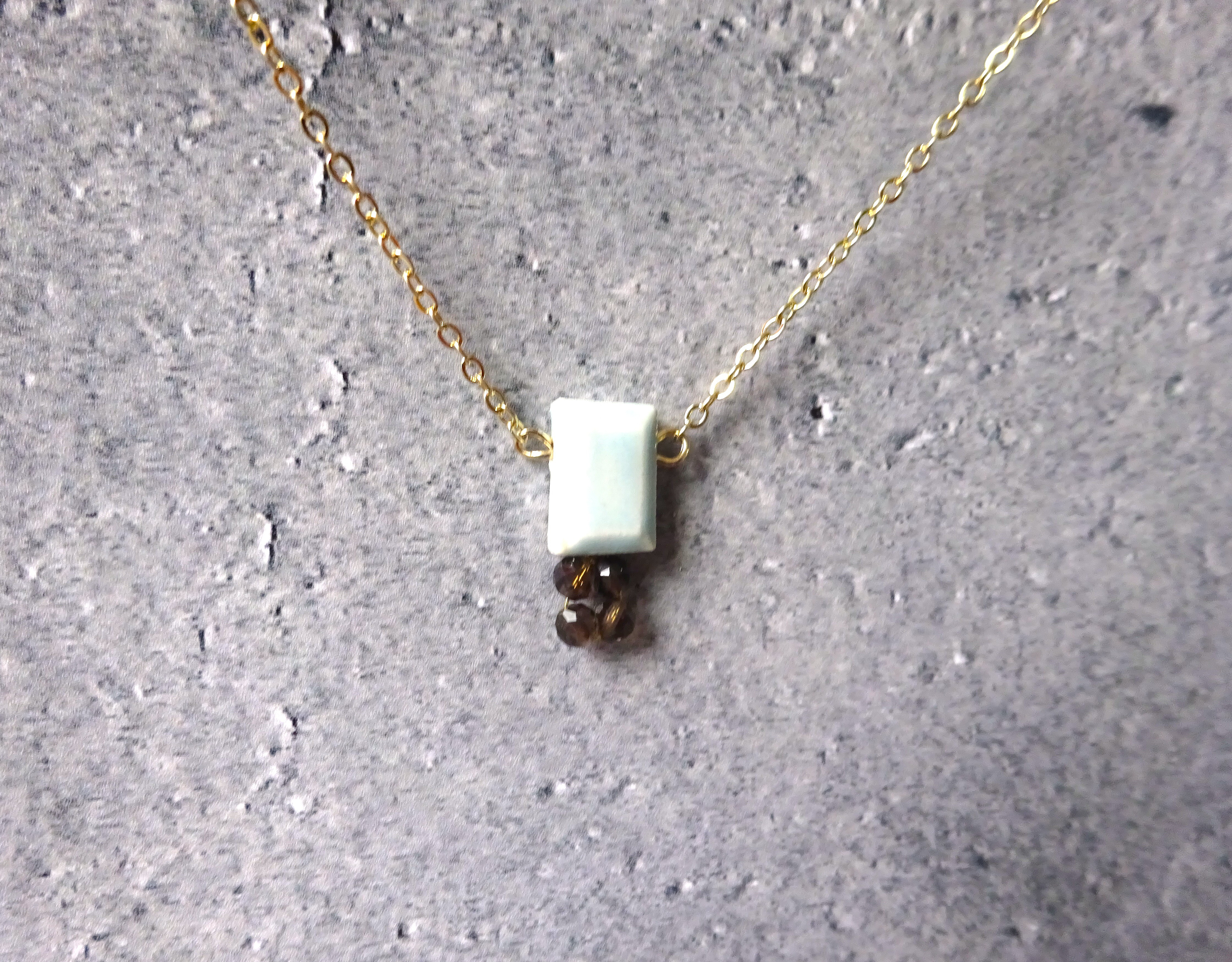 square jewel ネックレス（空色＋クオーツ）