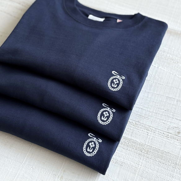 フラワーブローチ Tシャツ（ネイビー）【在庫限り】 12枚目の画像