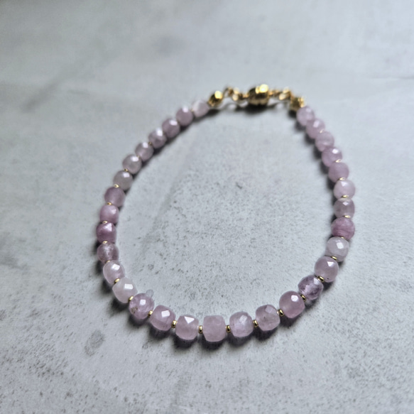 【再販】サージカルステンレス◆クンツァイトの細身ブレスレット 4枚目の画像