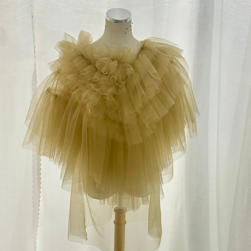 ハンドメイドベージュチュールボレロ ベージュ ポンチョ トップス  