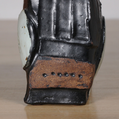 黒釉 模様入り角花瓶】kb107 和食器 陶芸 美濃焼 花入れ 花 器 壺 ミニ