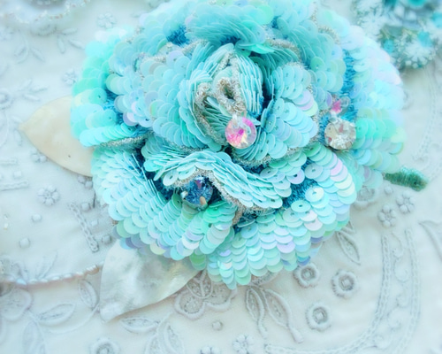 フランスアンティーク✨小さな薔薇リボンバック薔薇の花輪刺繍入りジャボ3点セット‼︎ フランスアンティーク✨小さな薔薇リボンバック薔薇の花輪刺繍入り