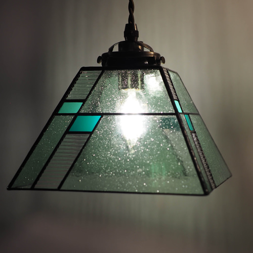 泡入りガラスのペンダントランプ 緑系 ステンドグラス ペンダント