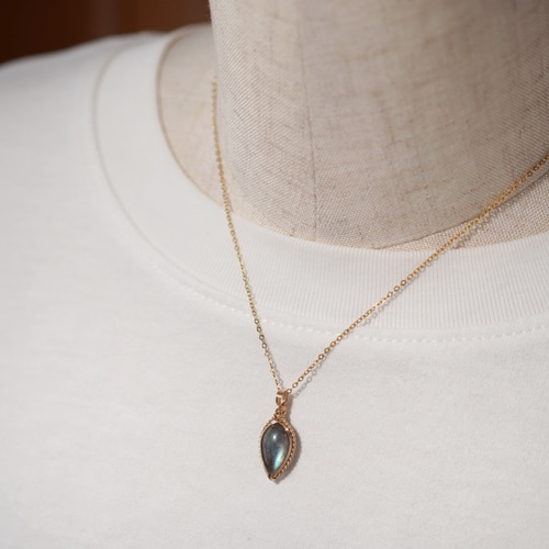 なつ様専用 ラブラドライトのペンダント 1 ラブラドライト ペンダント