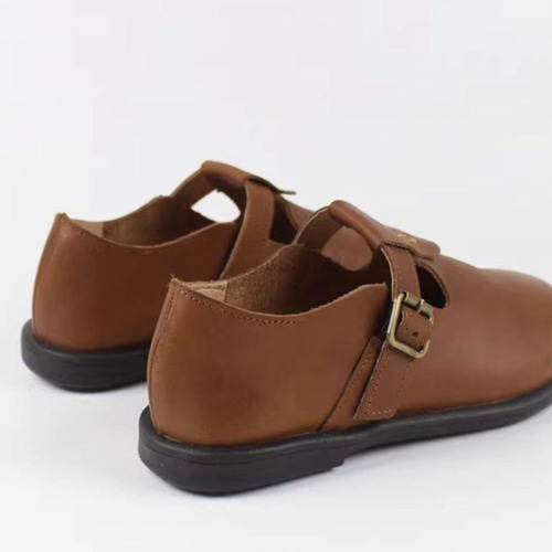 上品コーデ【受注製作】丸トウシューズ 手製牛革レザー ストラップ 靴