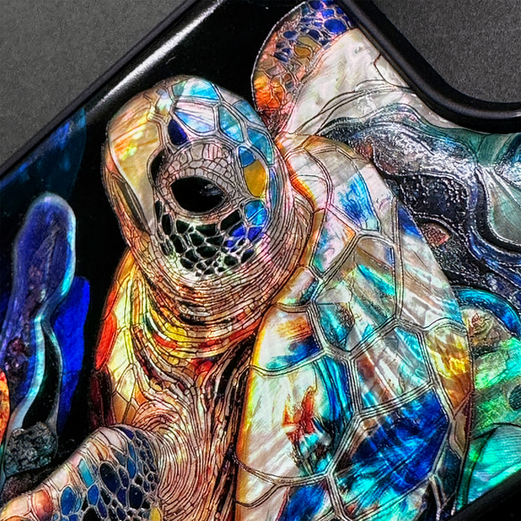 iPhone 17/16 海龜珍珠母貝設計手機殼，天然貝殼材質，可個性化定制，防震保護套，兼容所有型號，型號 066 第2張的照片