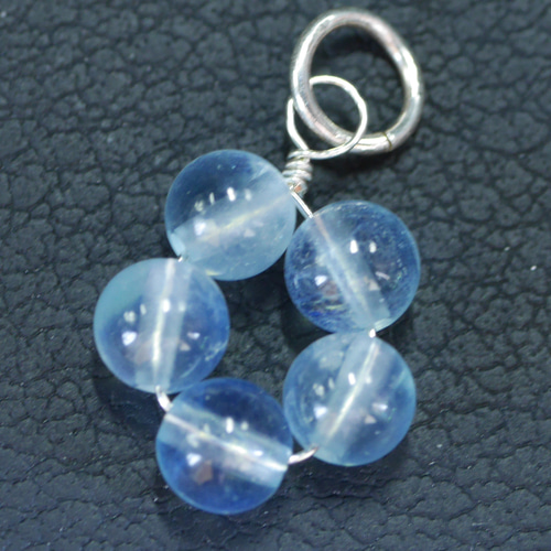 Siver925】フラワーモチーフアクアマリンの大人可愛いペンダントトップ